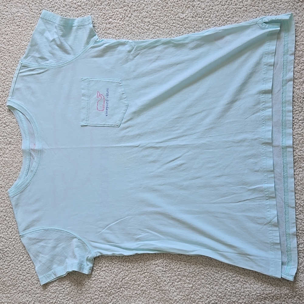 ❤️‍🔥❤️‍🔥❤️‍🔥Vineyard Vines T Shirt